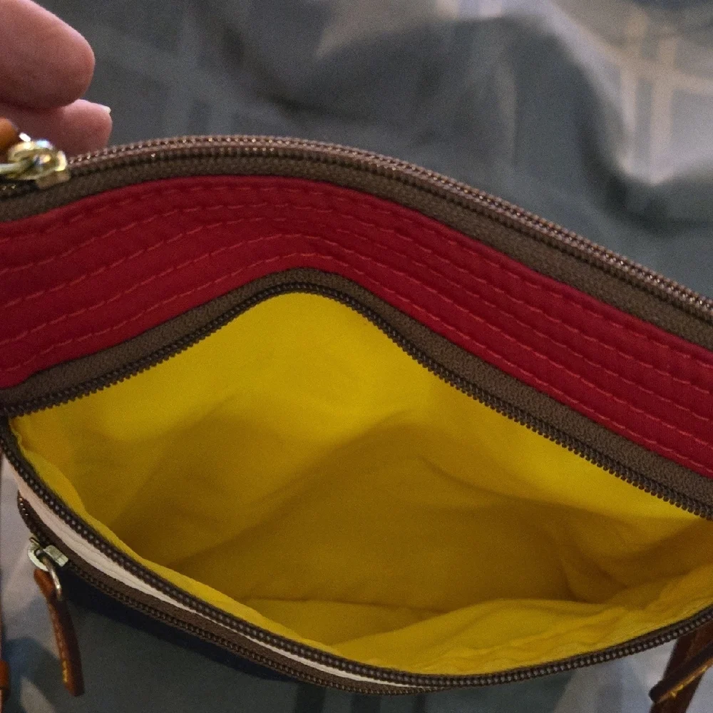 Stylish Multicolor Crossbody Bag - Picture 6 of 11